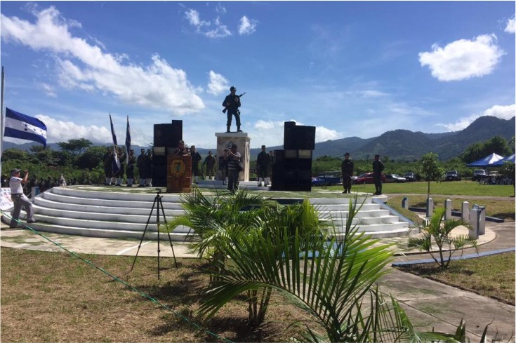 ticante monumento al soldado